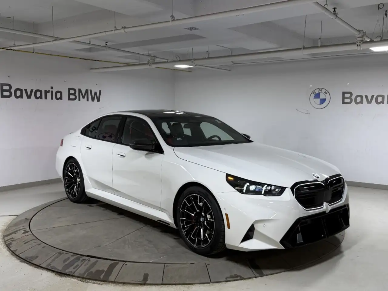 BMW M5 снимка BMW M5
