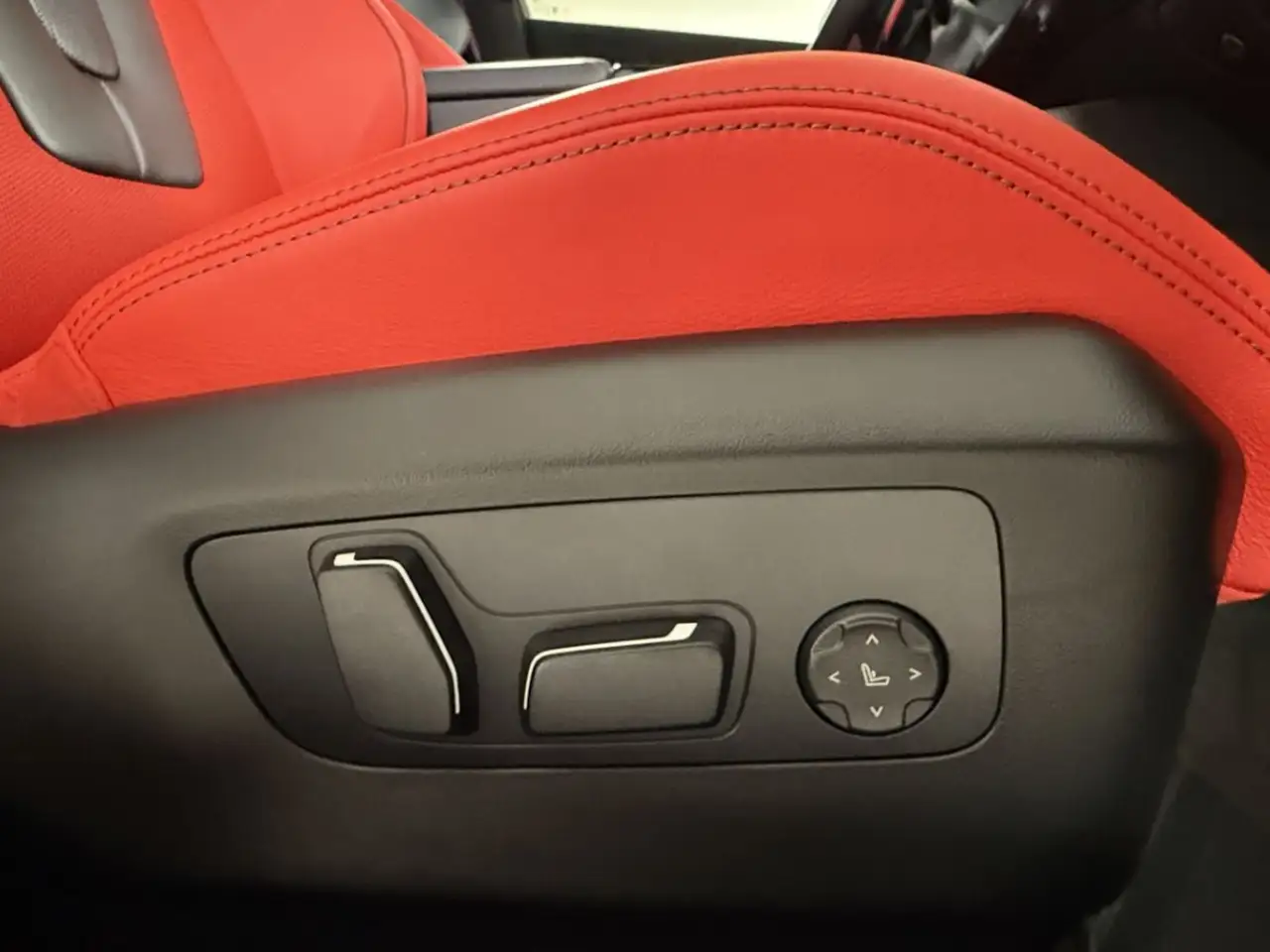 BMW M5 снимка BMW M5