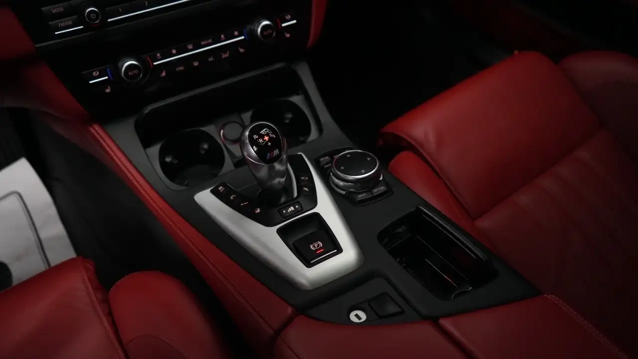 BMW M5 photo BMW M5