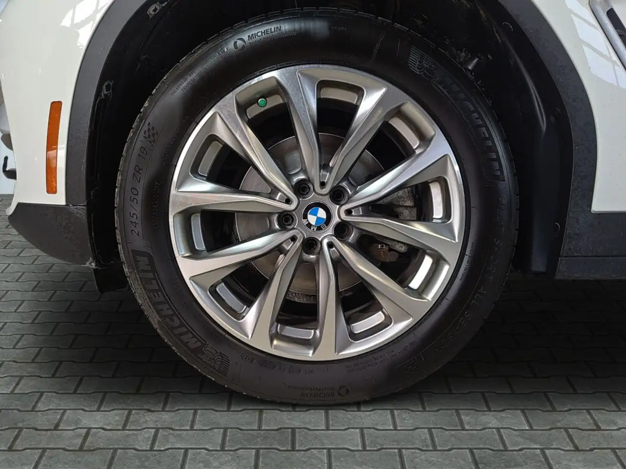 BMW X3 снимка BMW X3