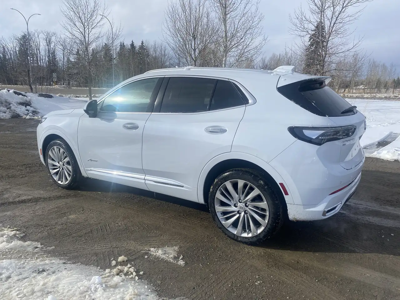 Buick Envision photo Buick Envision