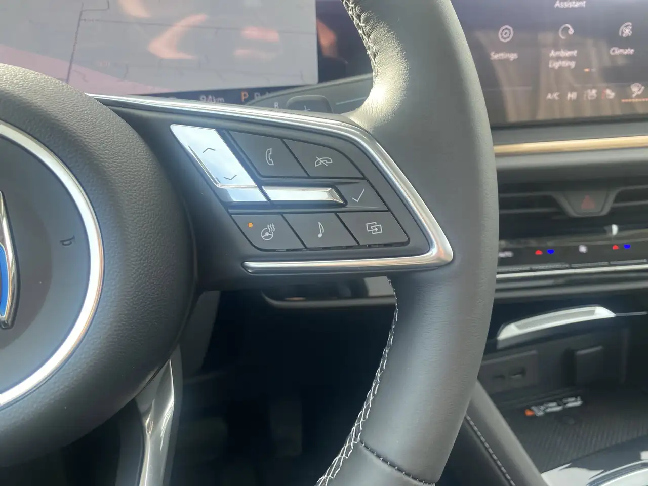 Buick Envision photo Buick Envision
