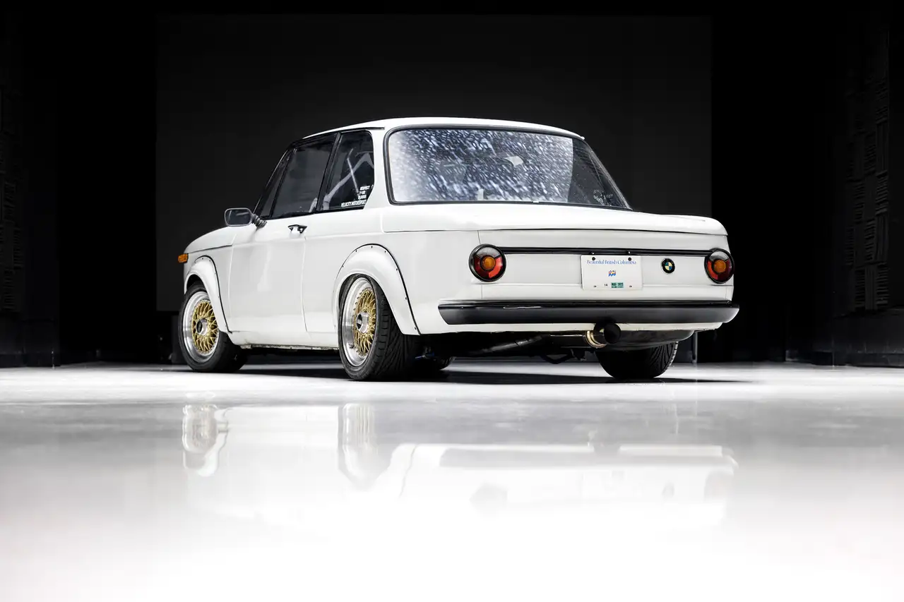 BMW 2002 photo BMW 2002