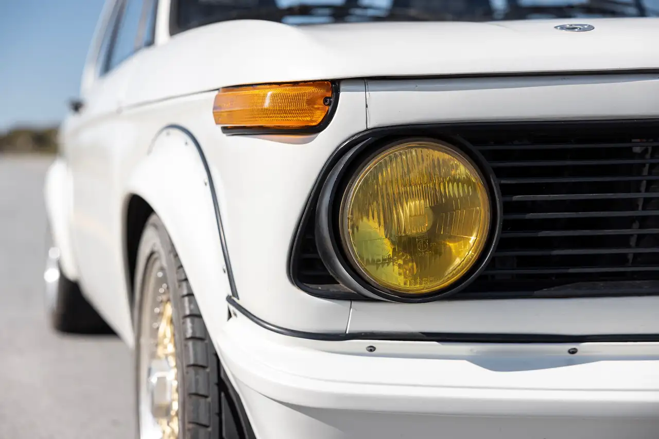 BMW 2002 photo BMW 2002