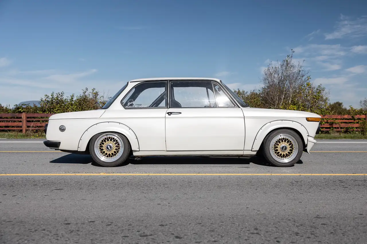 BMW 2002 photo BMW 2002