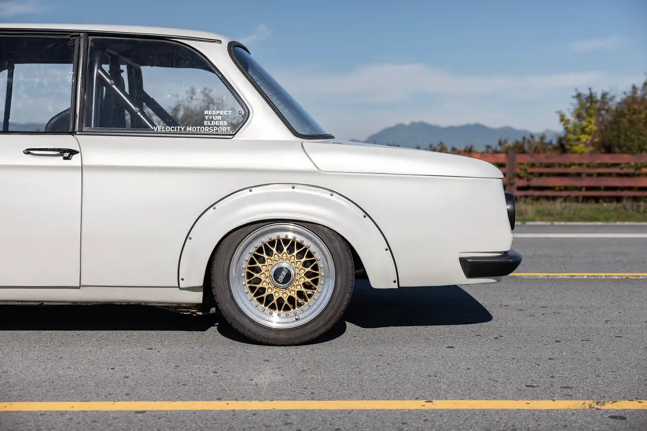 BMW 2002 photo BMW 2002