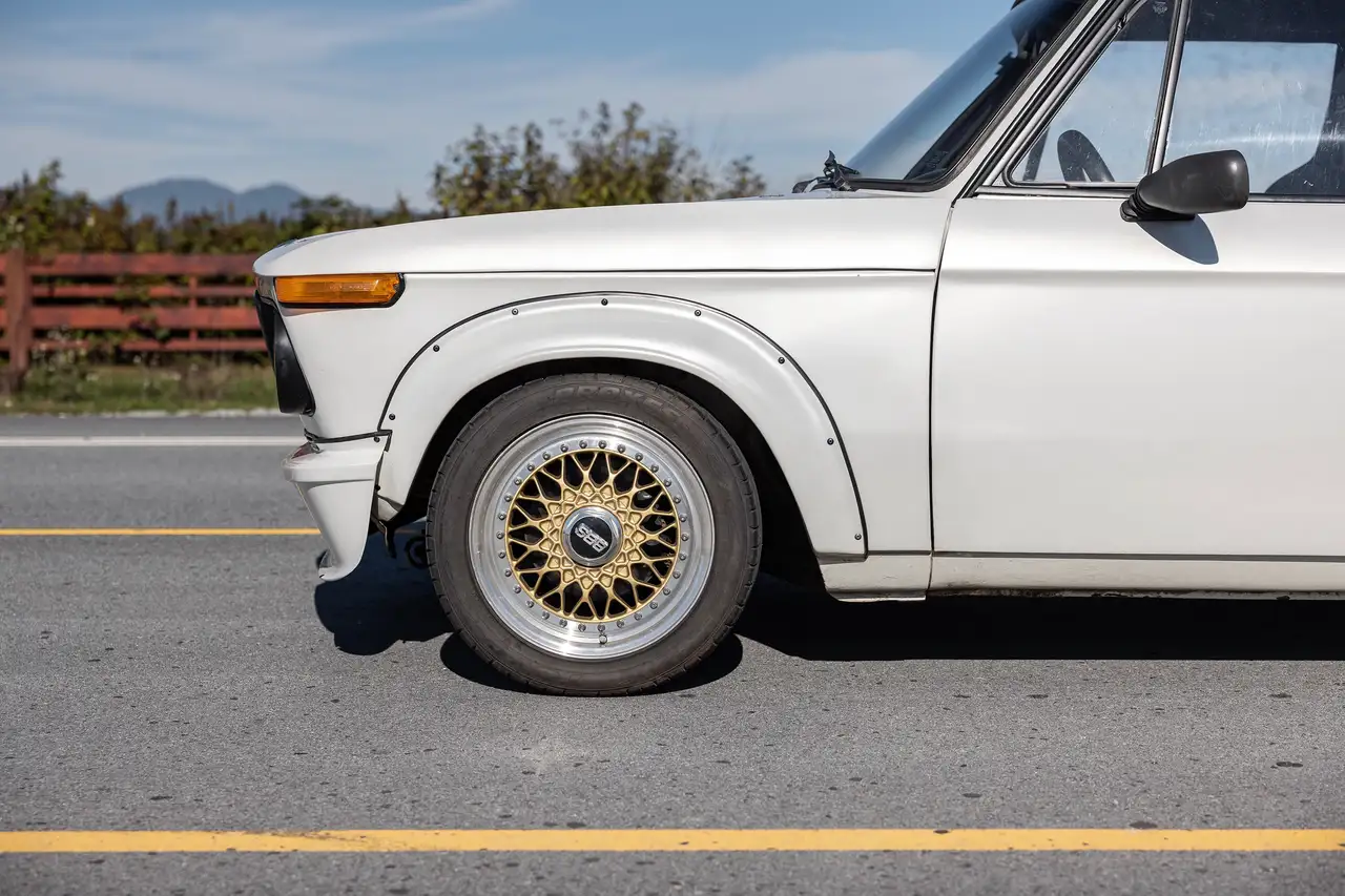 BMW 2002 photo BMW 2002