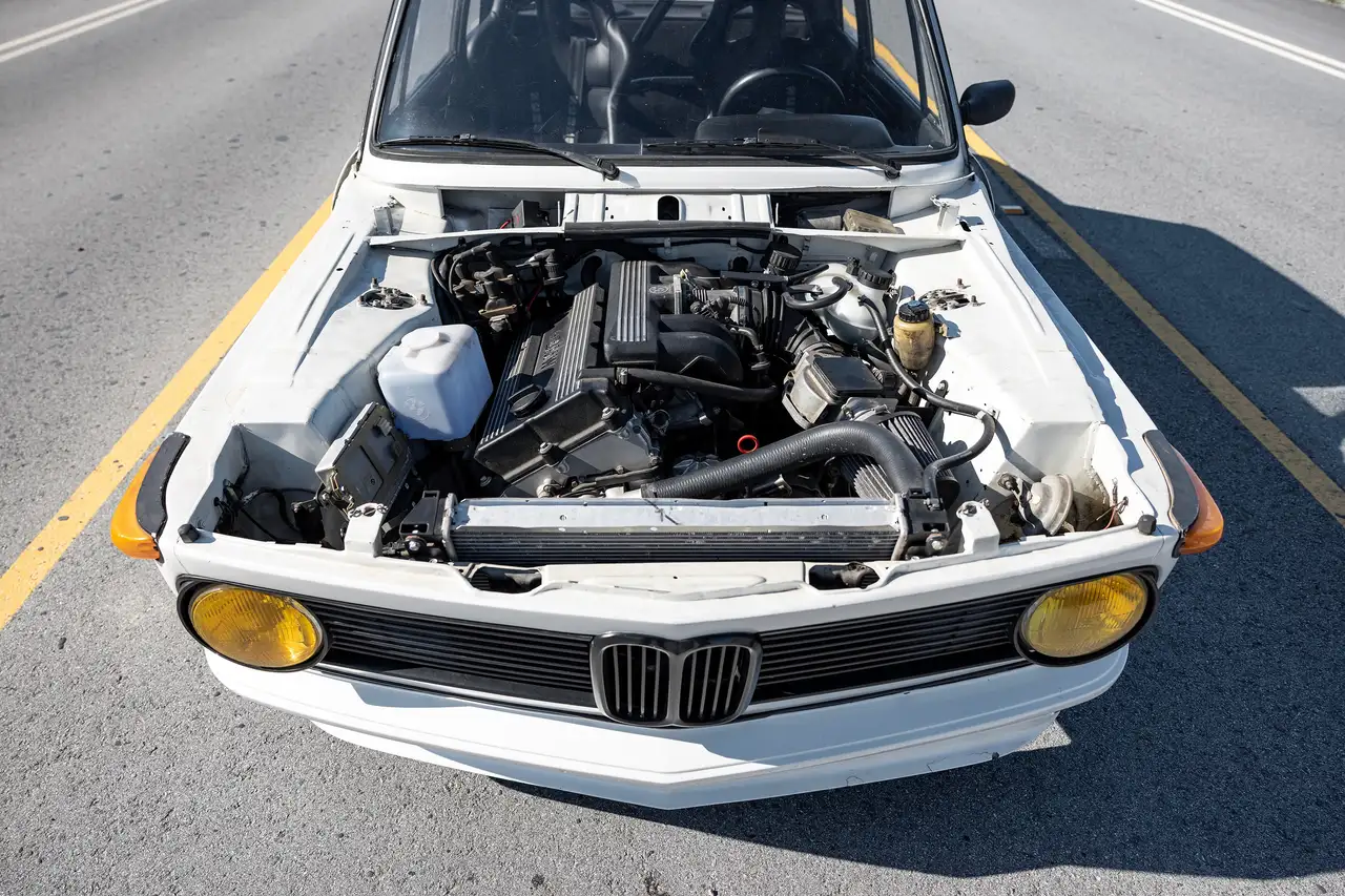BMW 2002 photo BMW 2002