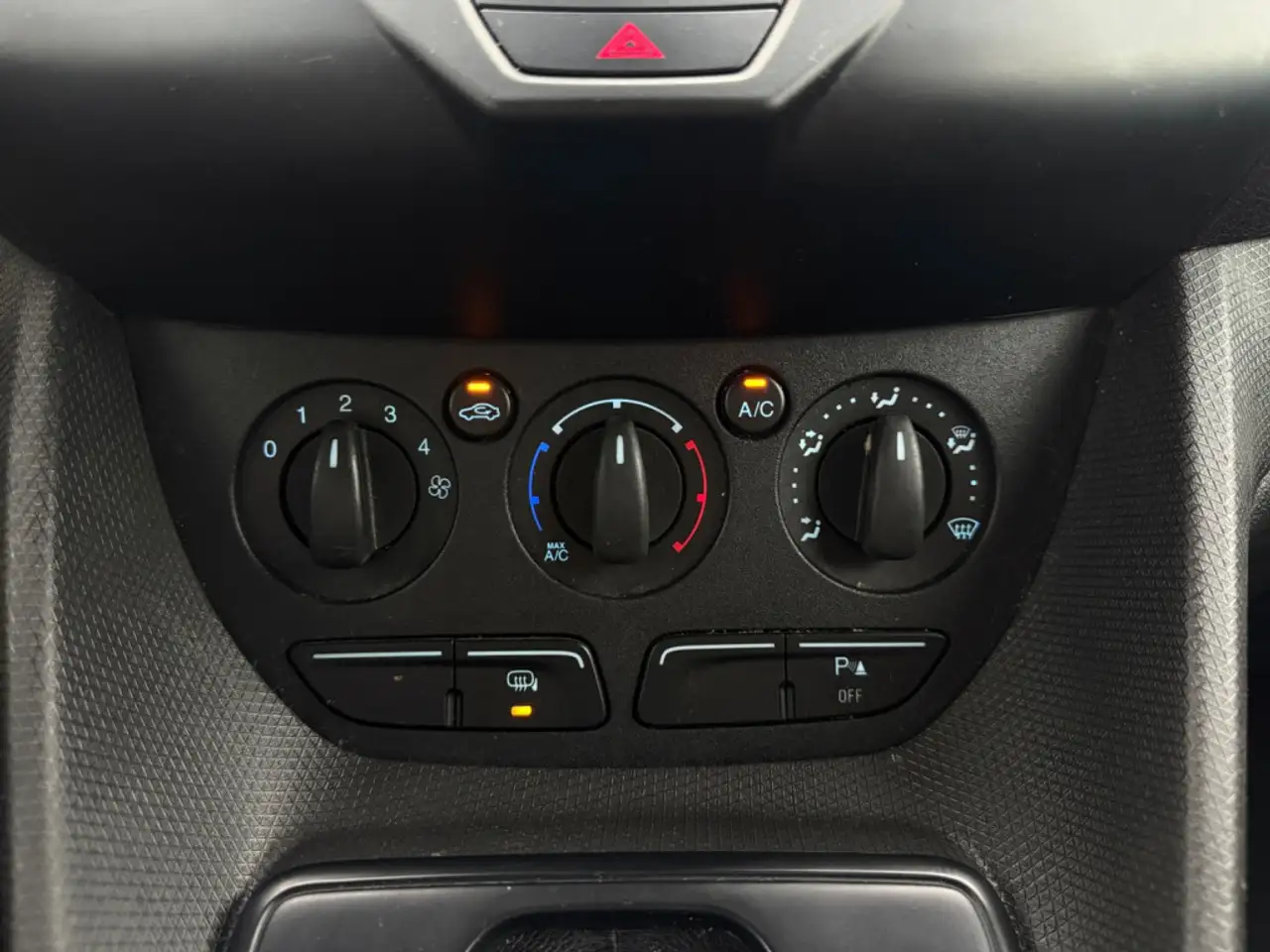 Ford Transit Connect снимка Ford Transit Connect