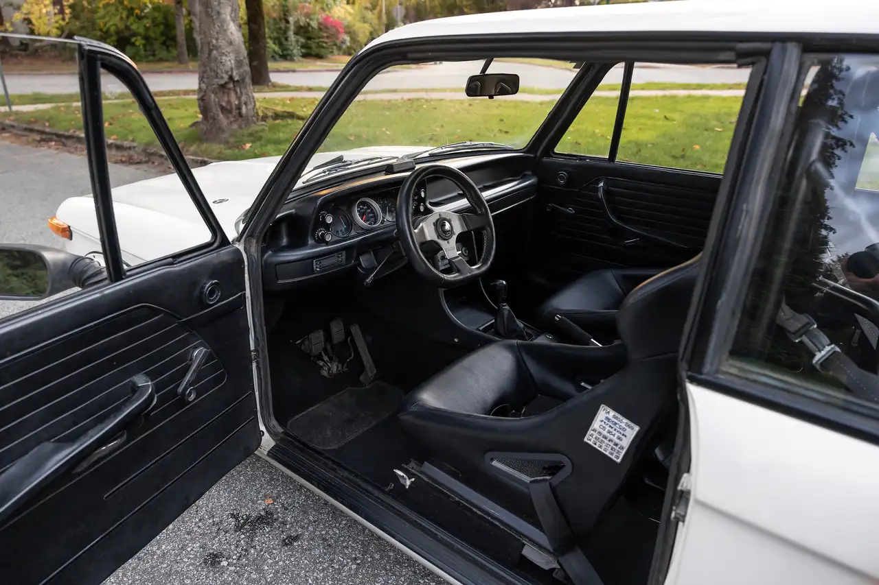 BMW 2002 photo BMW 2002