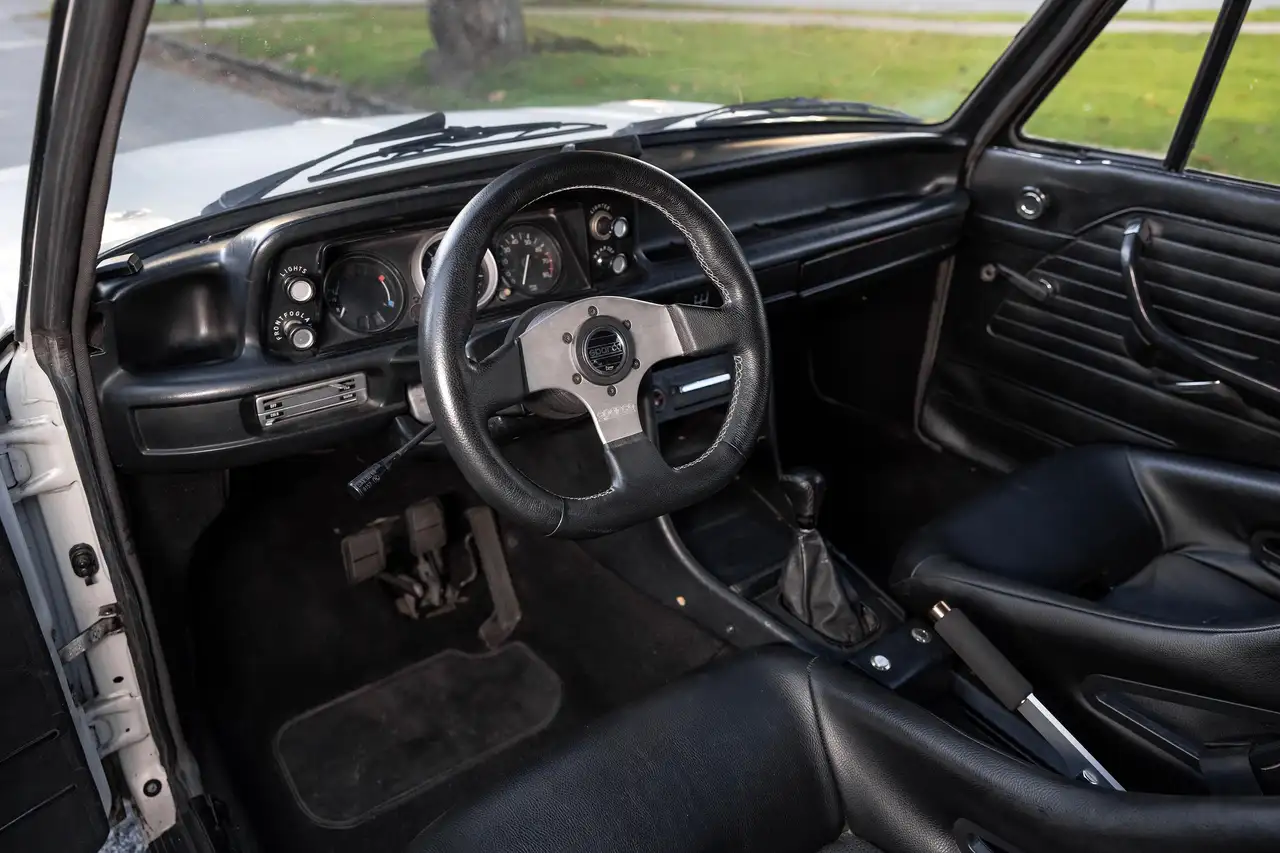 BMW 2002 photo BMW 2002