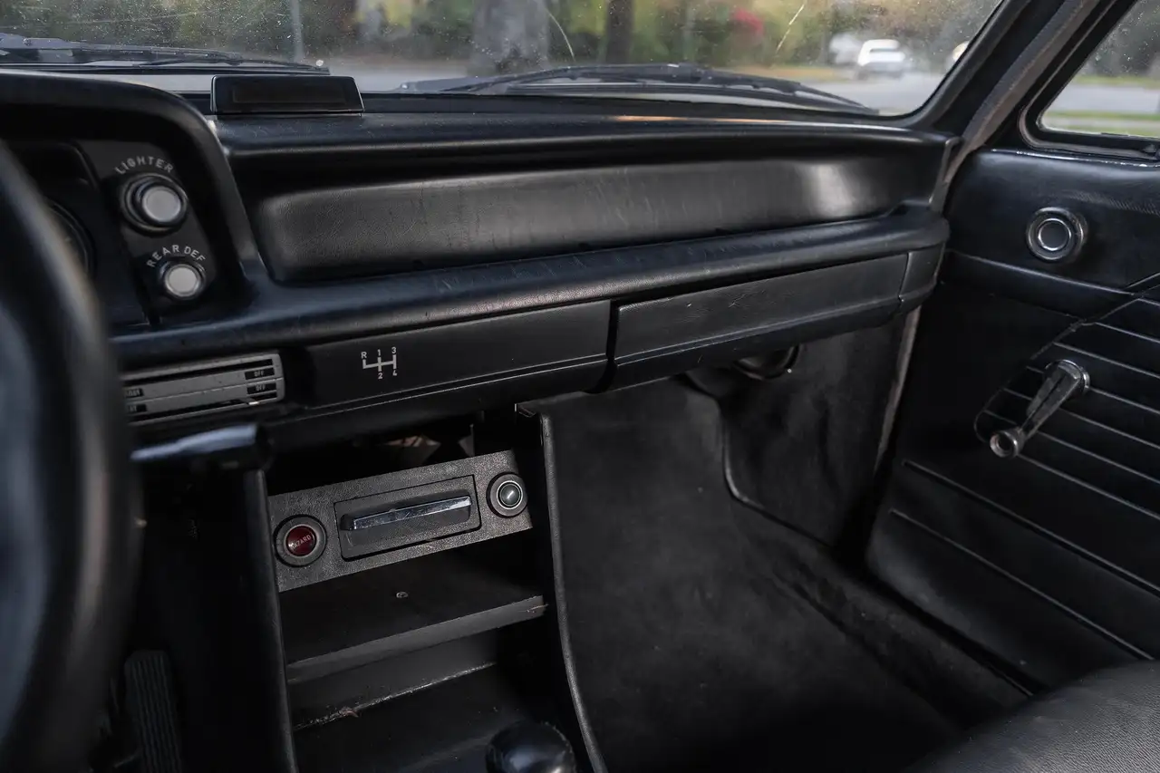 BMW 2002 photo BMW 2002