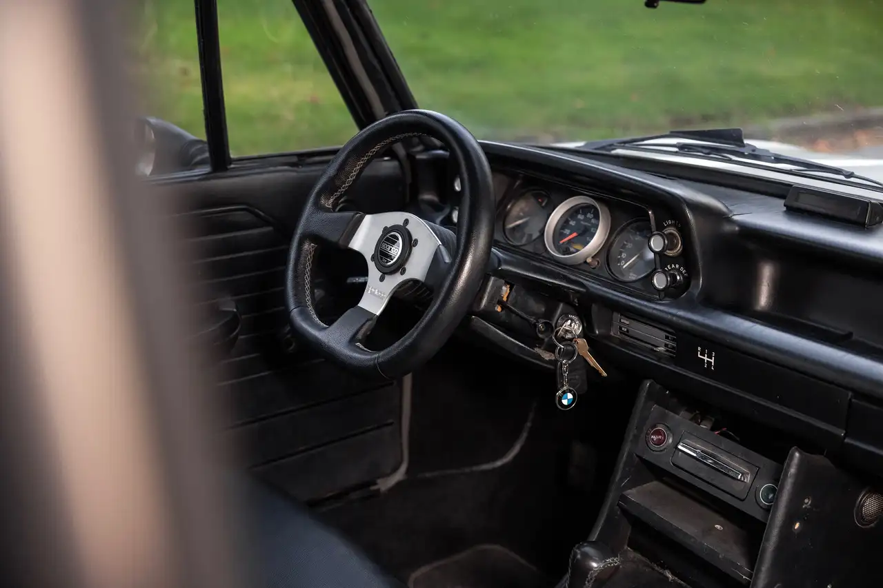 BMW 2002 photo BMW 2002