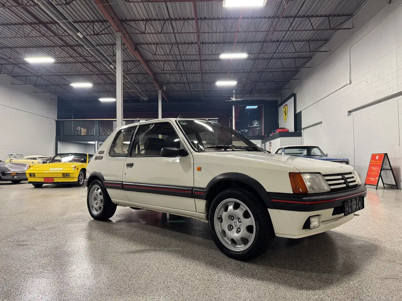 Peugeot 205 снимка Peugeot 205
