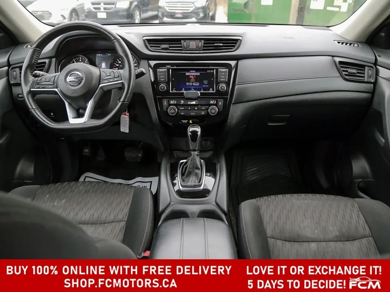 Nissan Rogue снимка Nissan Rogue