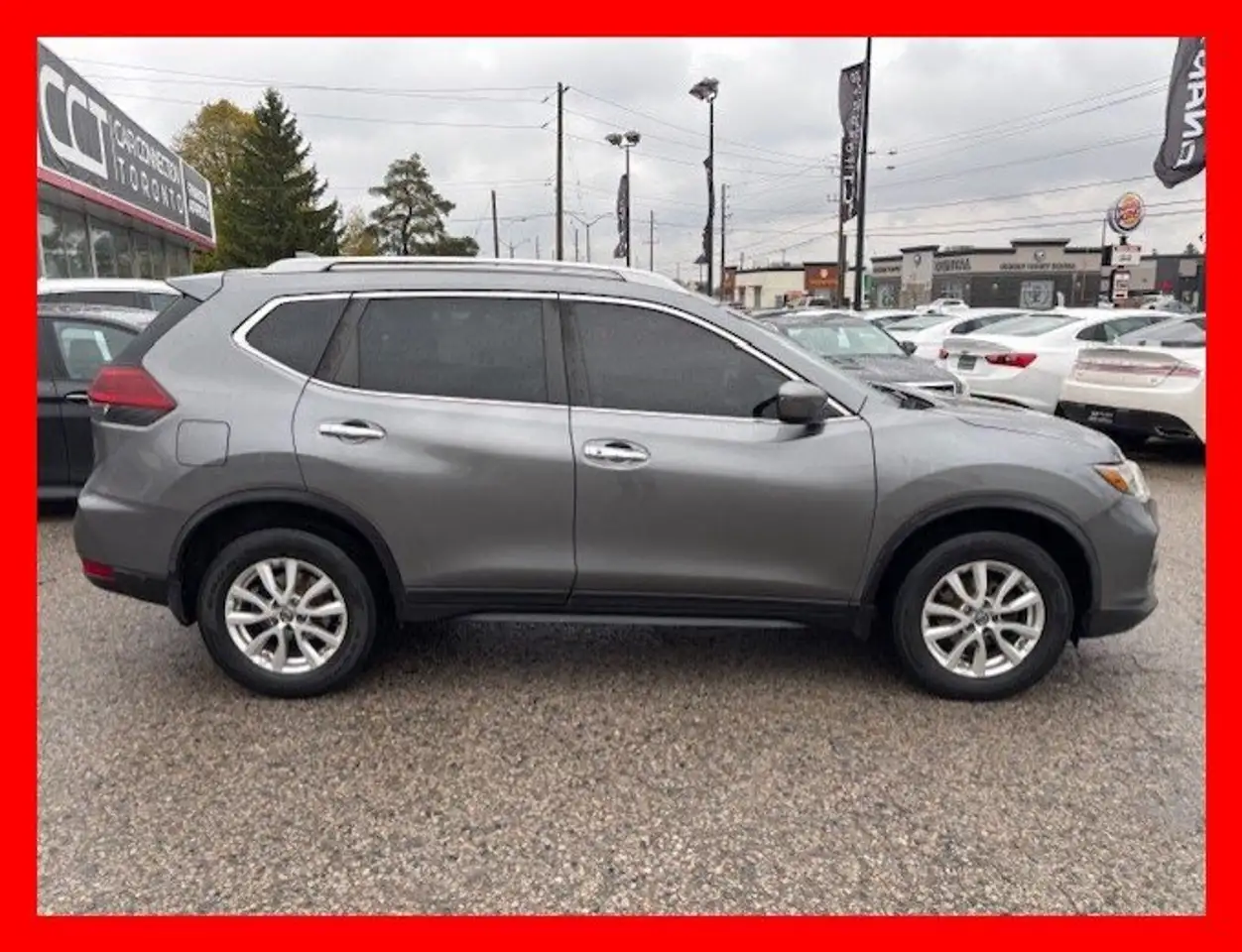 Nissan Rogue снимка Nissan Rogue