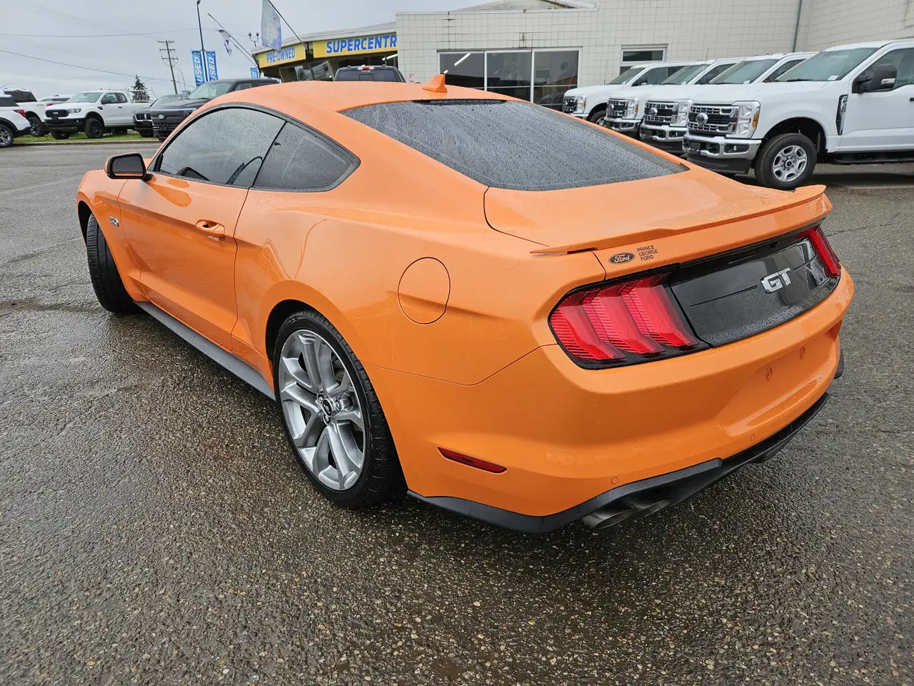 Ford Mustang photo Ford Mustang