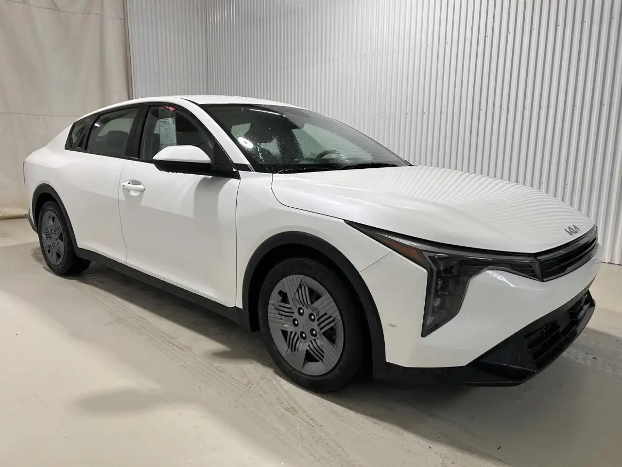 Kia K4 photo Kia K4