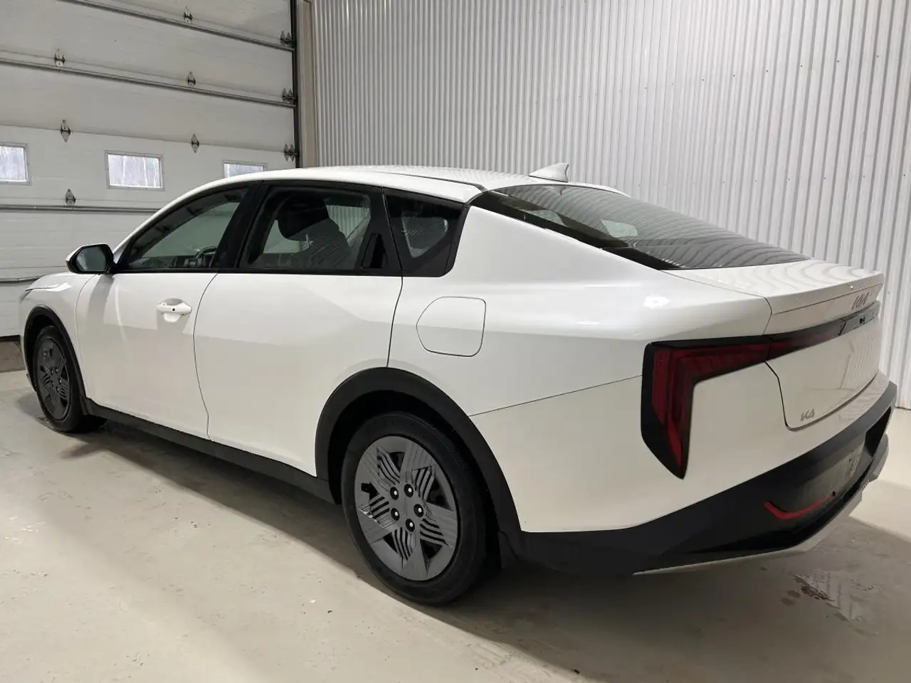 Kia K4 photo Kia K4