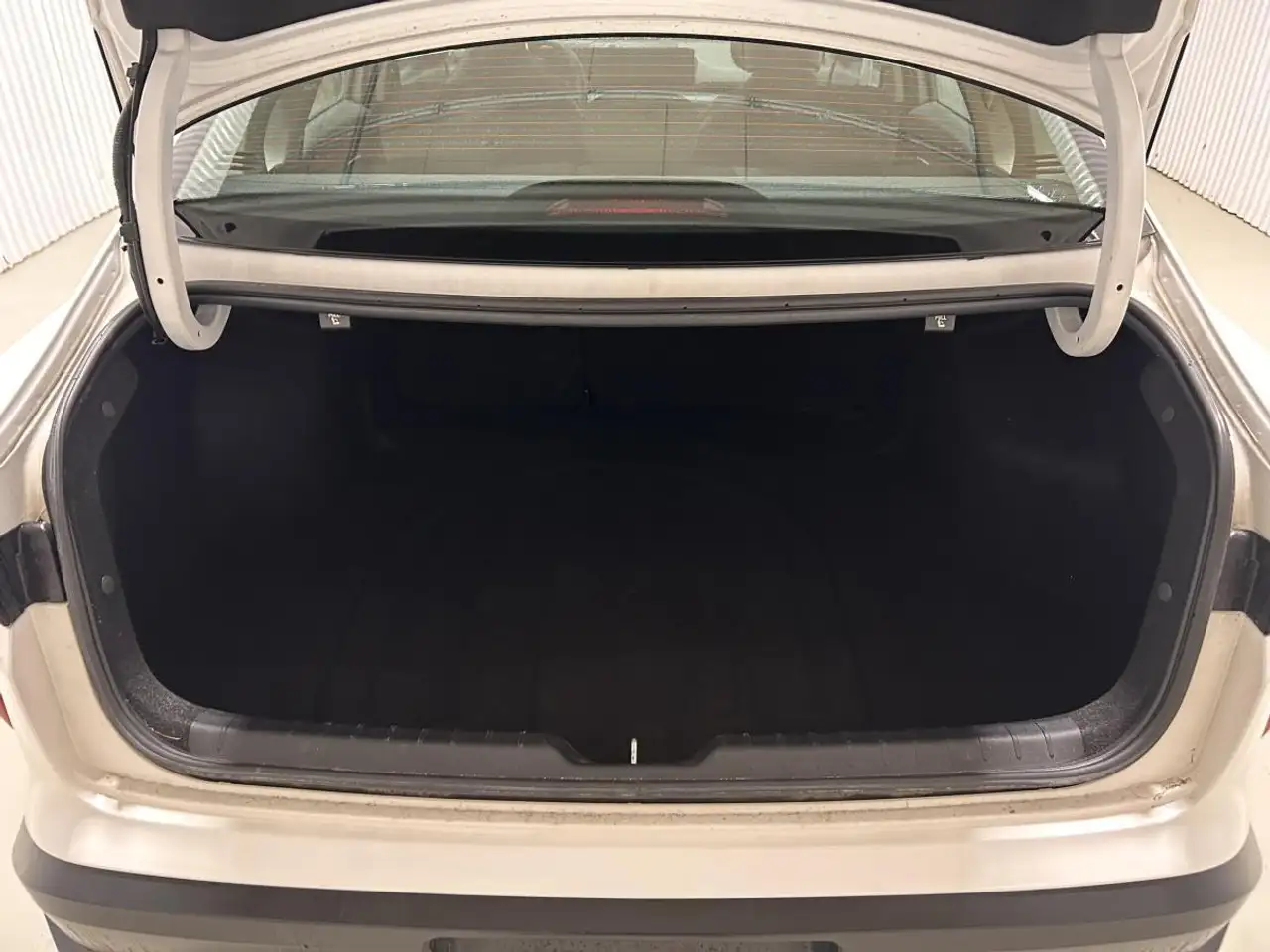 Kia K4 photo Kia K4