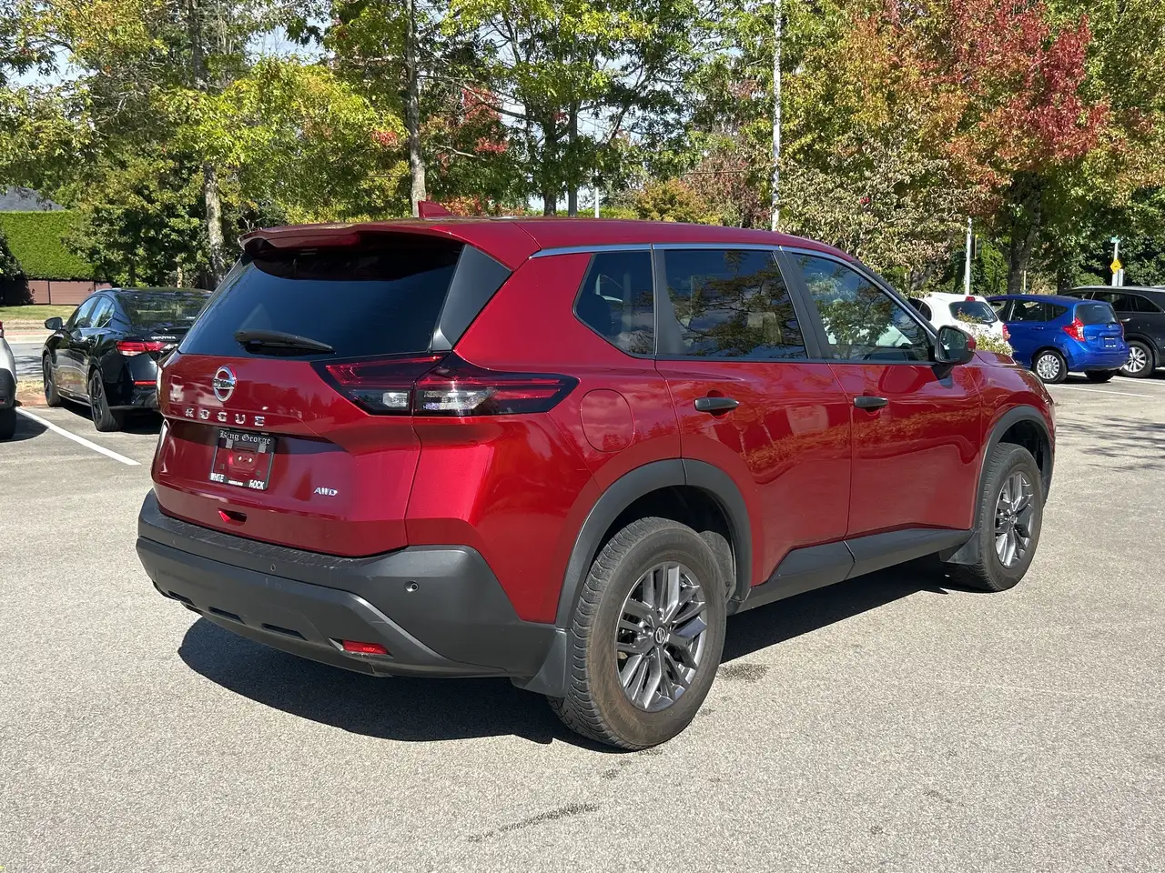 Nissan Rogue снимка Nissan Rogue