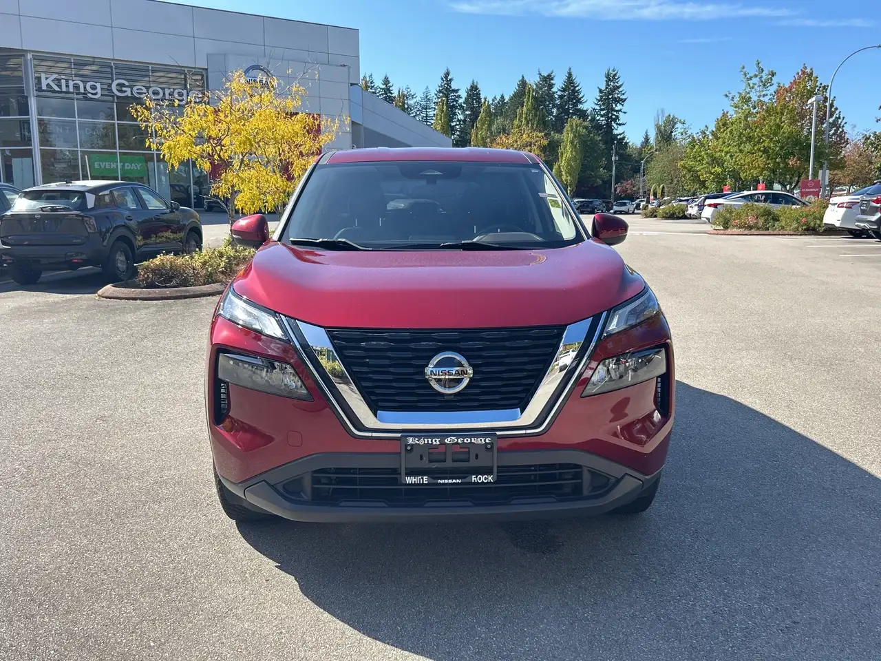 Nissan Rogue снимка Nissan Rogue