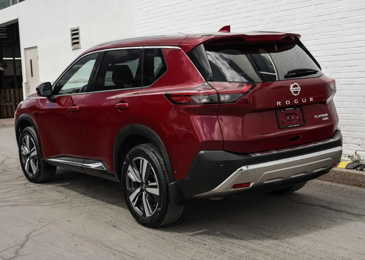 Nissan Rogue снимка Nissan Rogue
