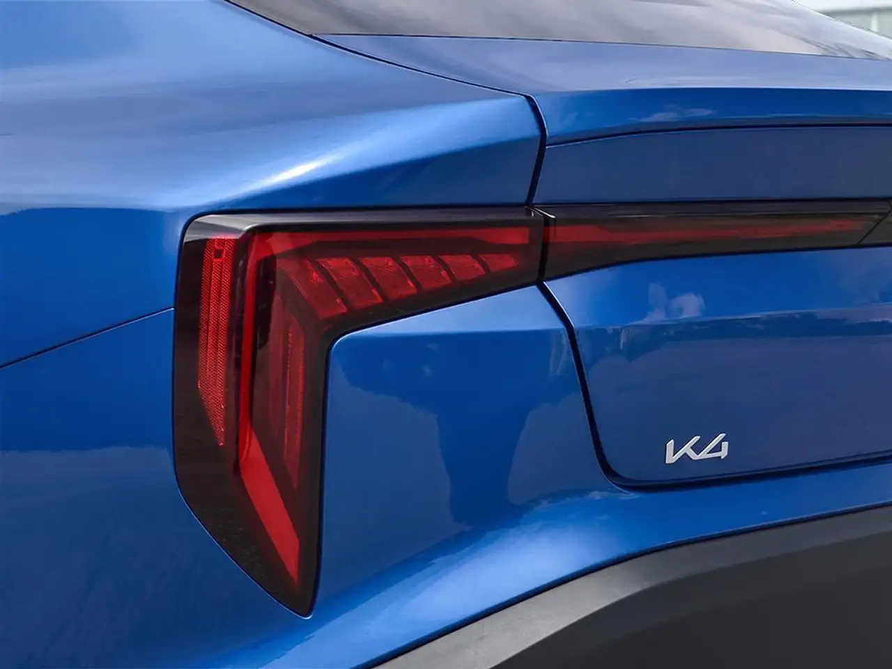 Kia K4 снимка Kia K4