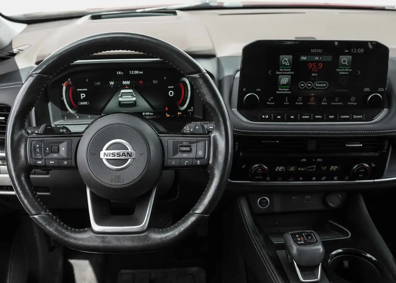 Nissan Rogue снимка Nissan Rogue