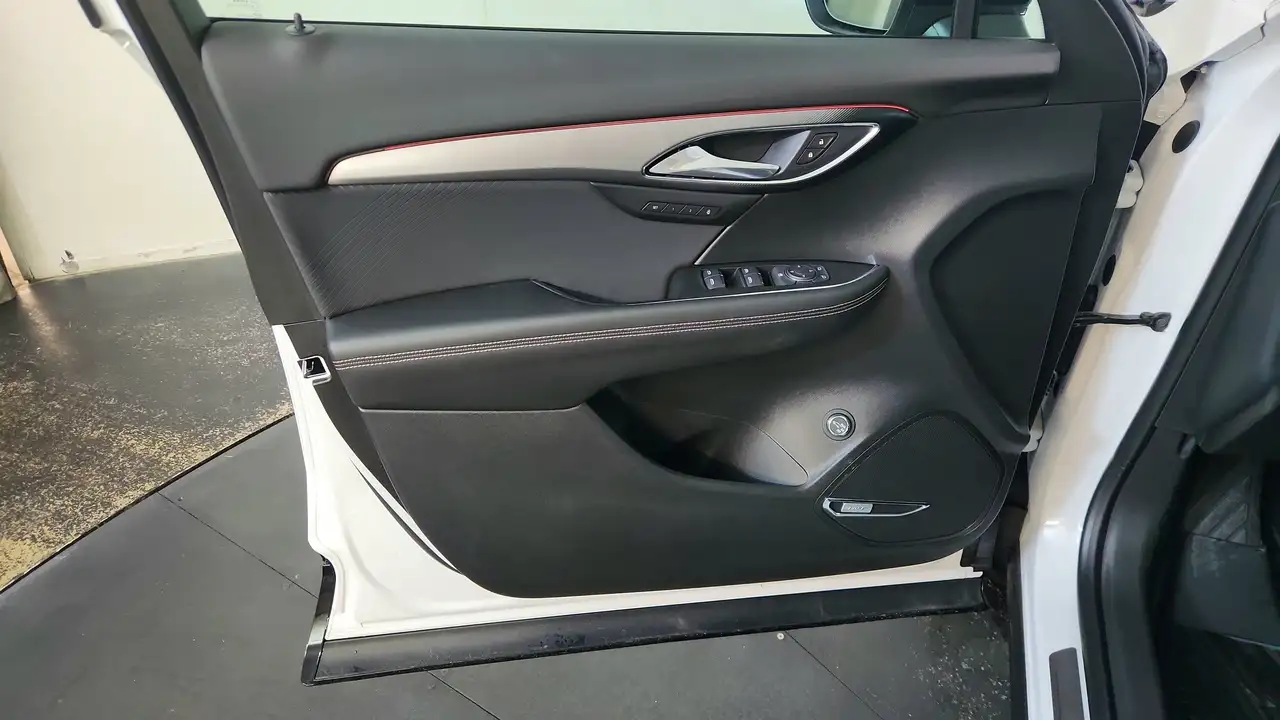Buick Envision photo Buick Envision