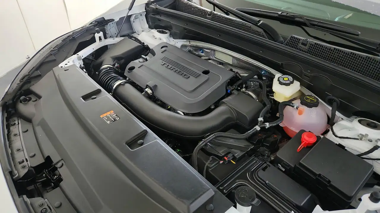 Buick Envision photo Buick Envision