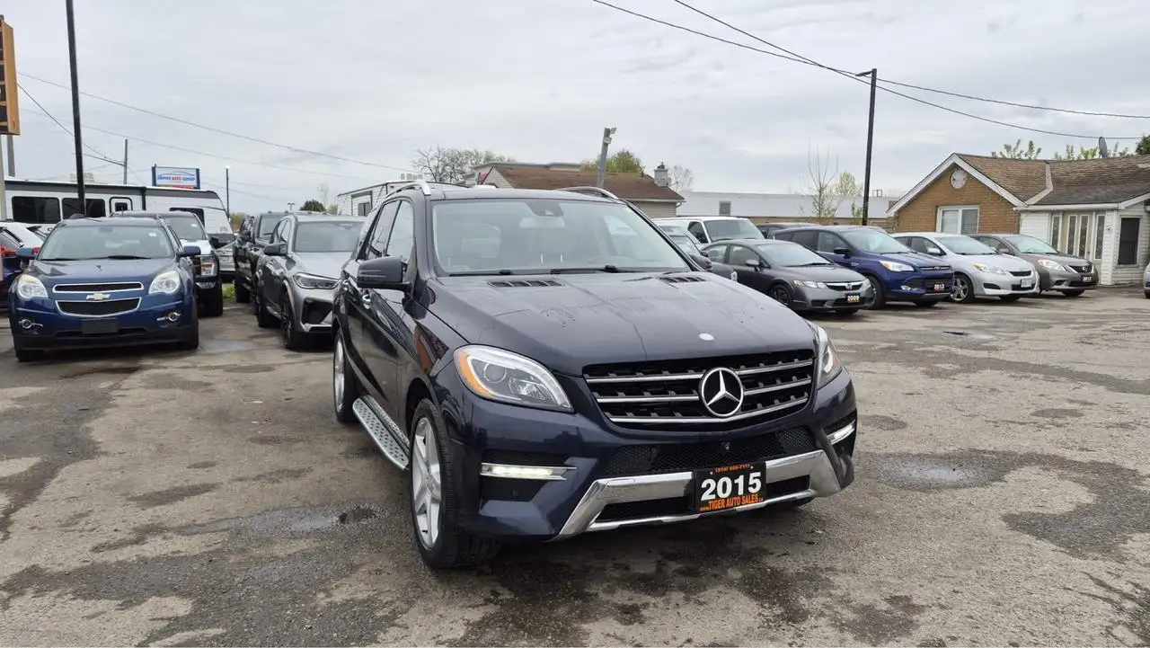 Mercedes-Benz M-Class снимка Mercedes-Benz M-Class