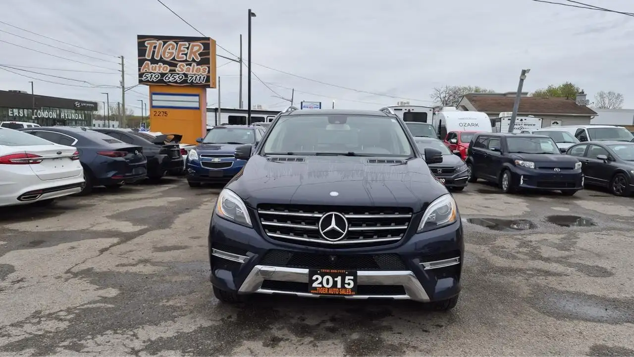 Mercedes-Benz M-Class снимка Mercedes-Benz M-Class