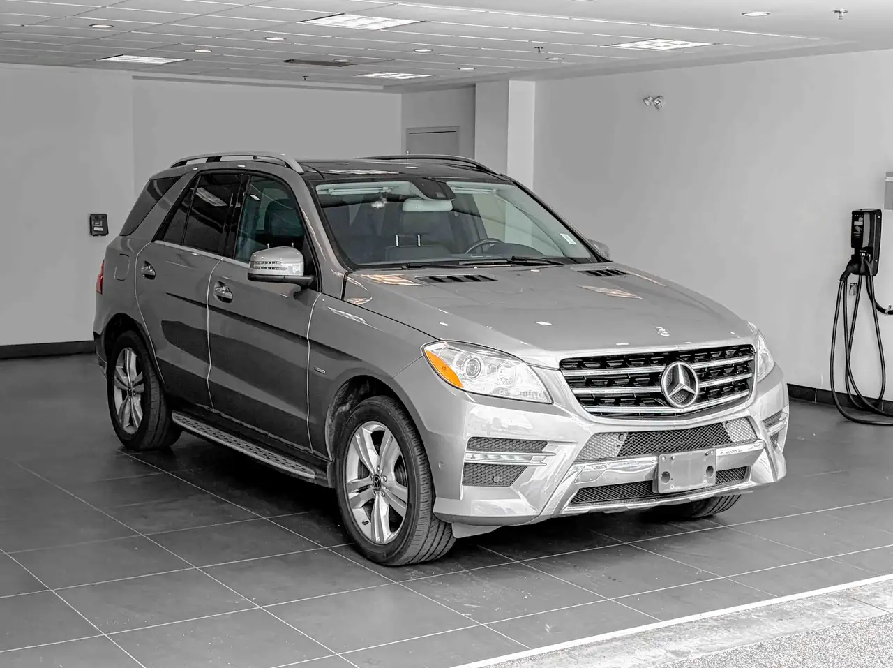 Mercedes-Benz M-Class fotografie Mercedes-Benz M-Class