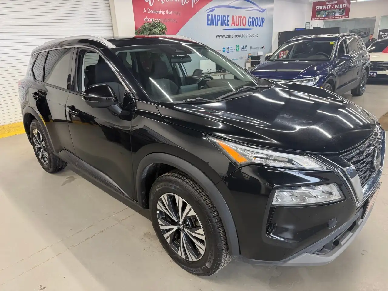 Nissan Rogue снимка Nissan Rogue