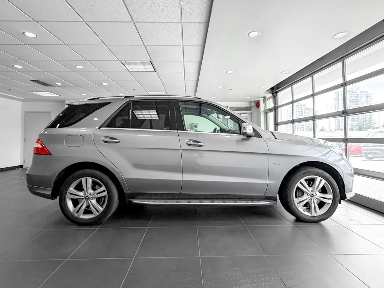 Mercedes-Benz M-Class fotografie Mercedes-Benz M-Class