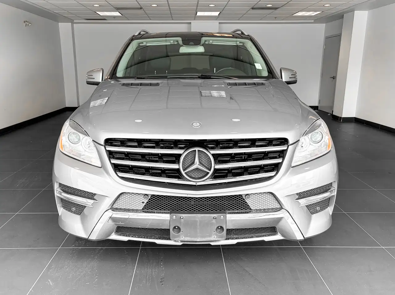 Mercedes-Benz M-Class fotografie Mercedes-Benz M-Class
