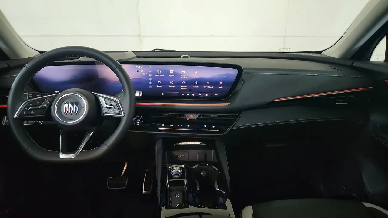Buick Envision photo Buick Envision