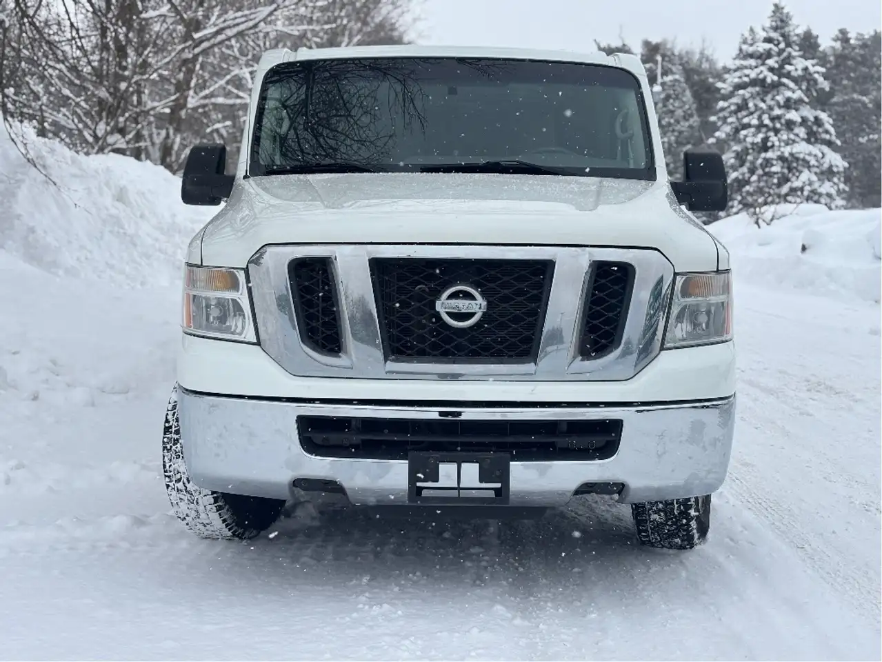 Nissan NV Cargo снимка Nissan NV Cargo