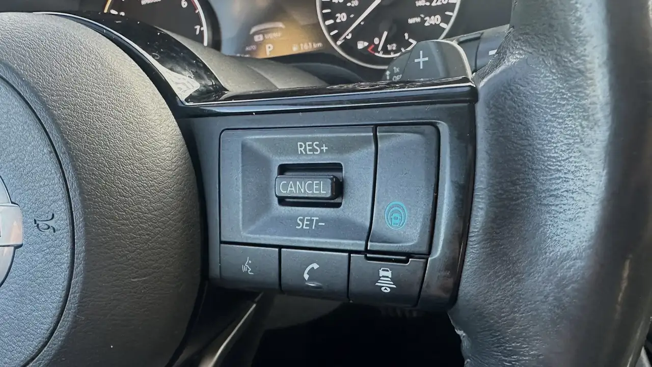 Nissan Rogue photo Nissan Rogue