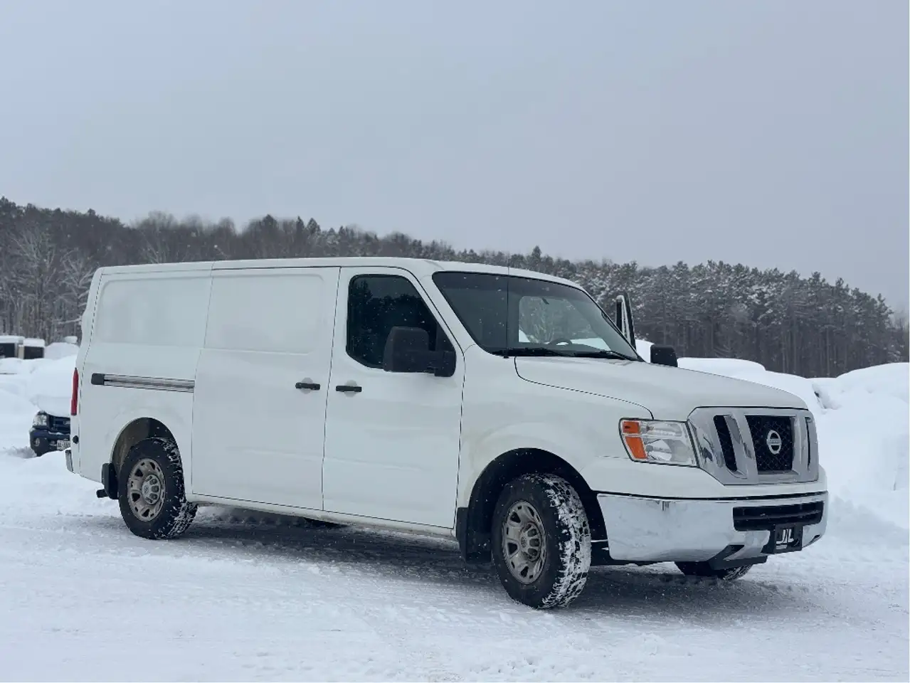 Nissan NV Cargo снимка Nissan NV Cargo