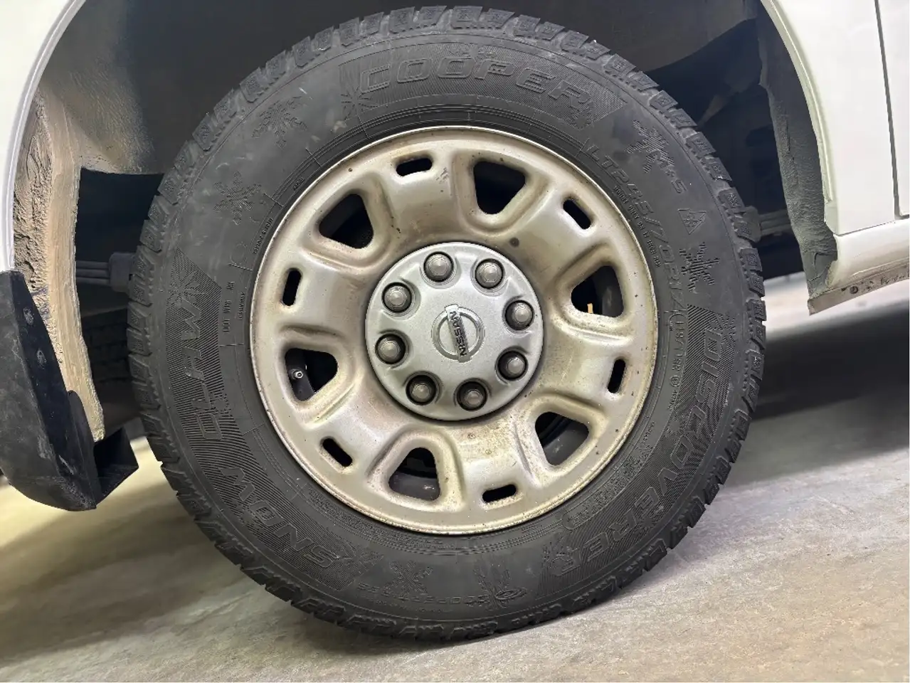 Nissan NV Cargo снимка Nissan NV Cargo