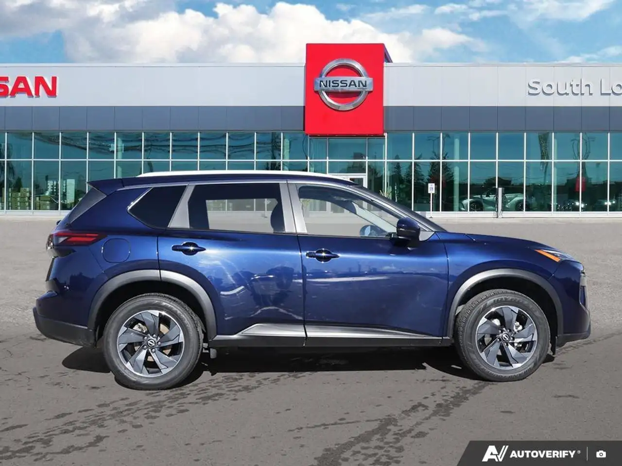 Nissan Rogue fotografie Nissan Rogue