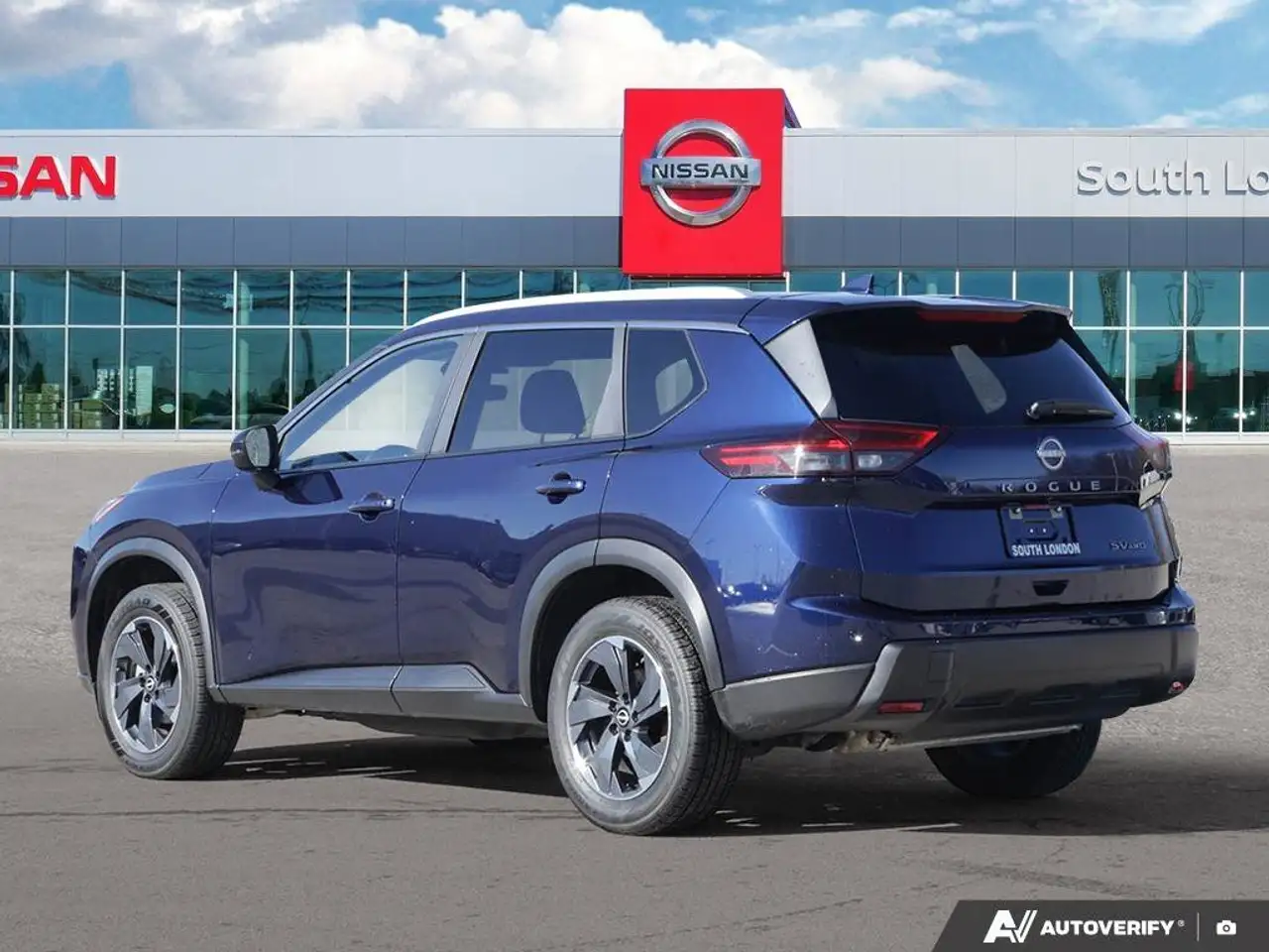 Nissan Rogue fotografie Nissan Rogue