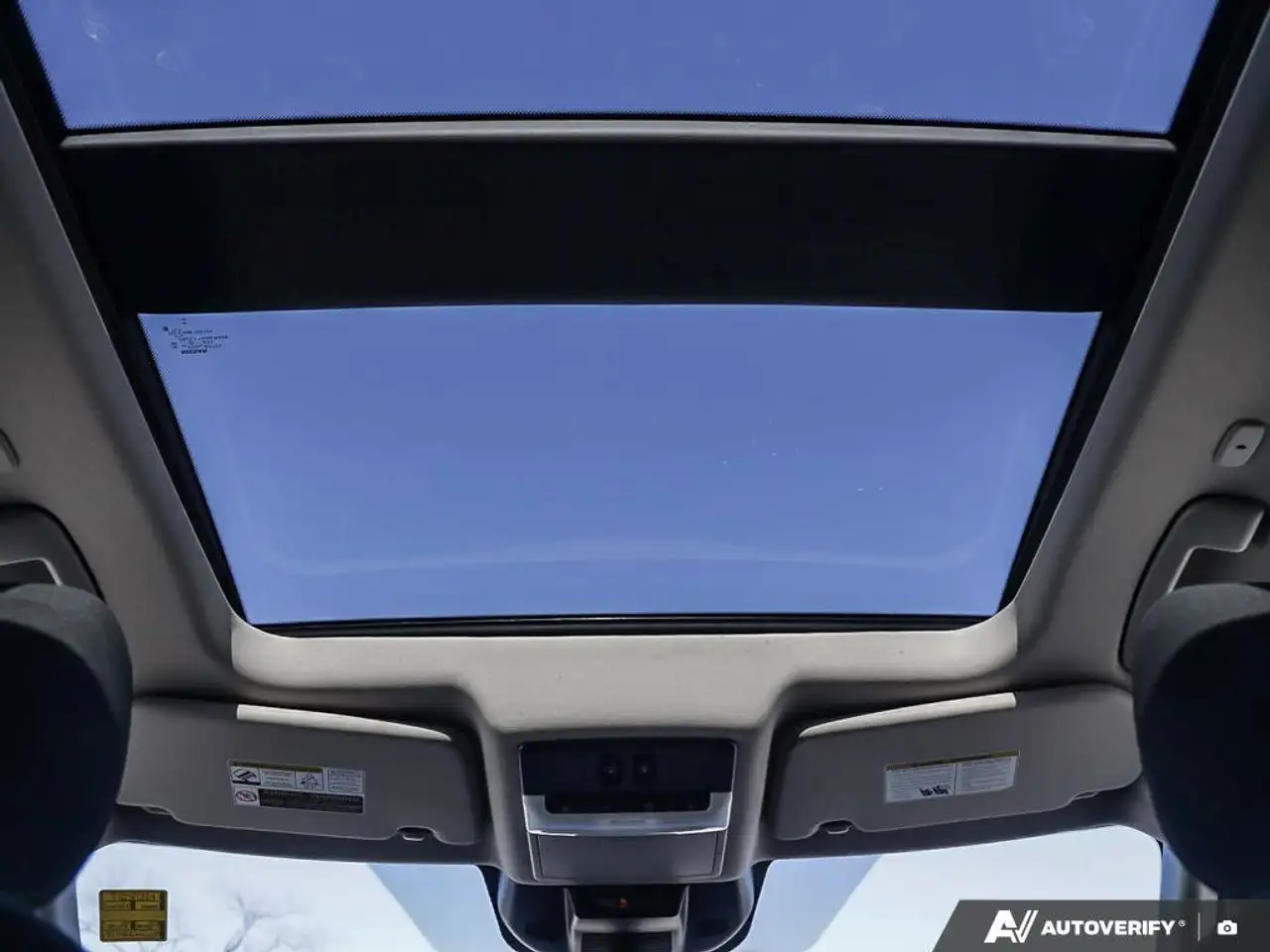 Nissan Rogue fotografie Nissan Rogue