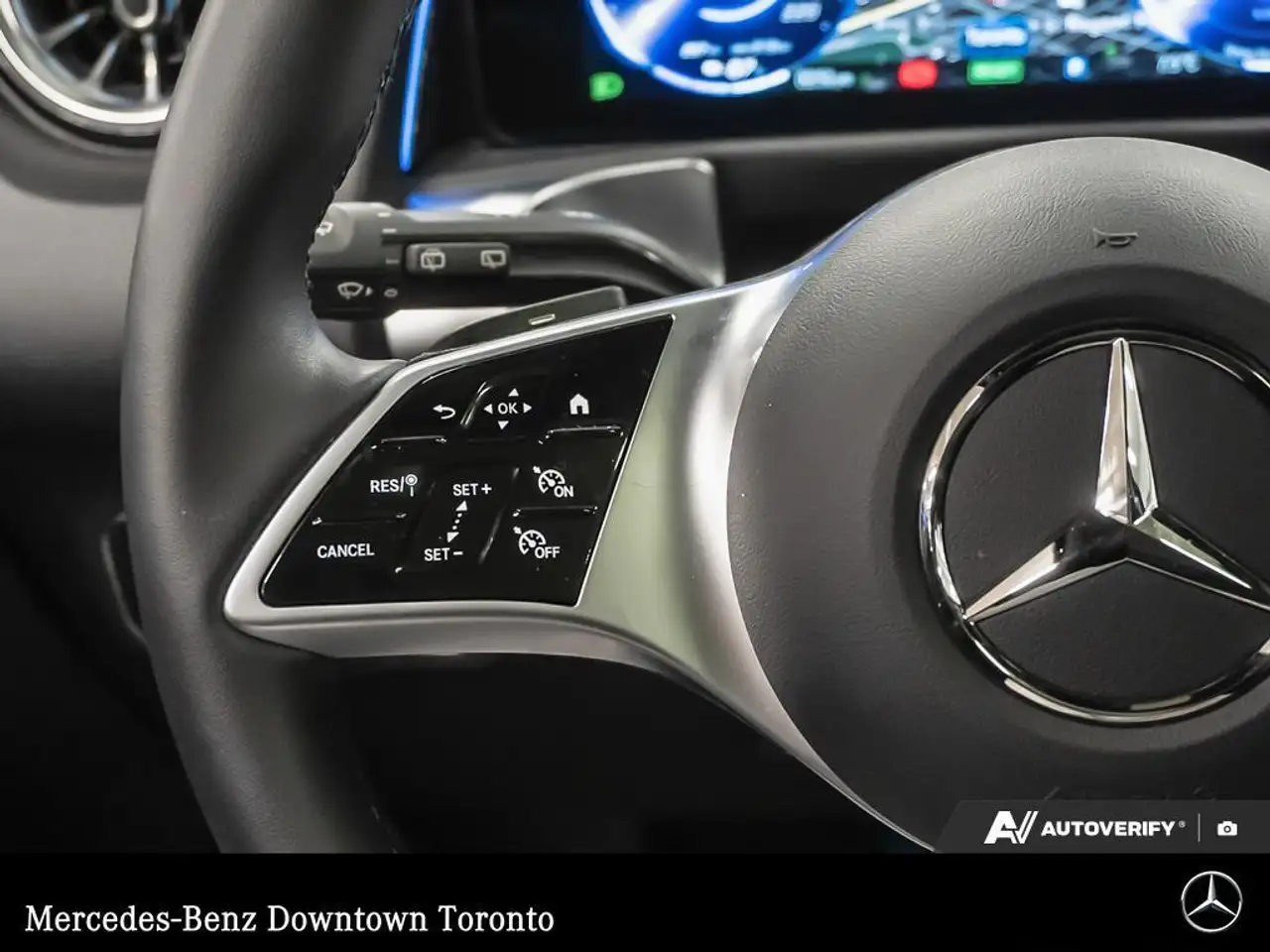 Mercedes-Benz EQB снимка Mercedes-Benz EQB