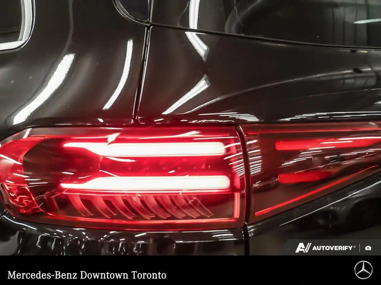 Mercedes-Benz EQB снимка Mercedes-Benz EQB