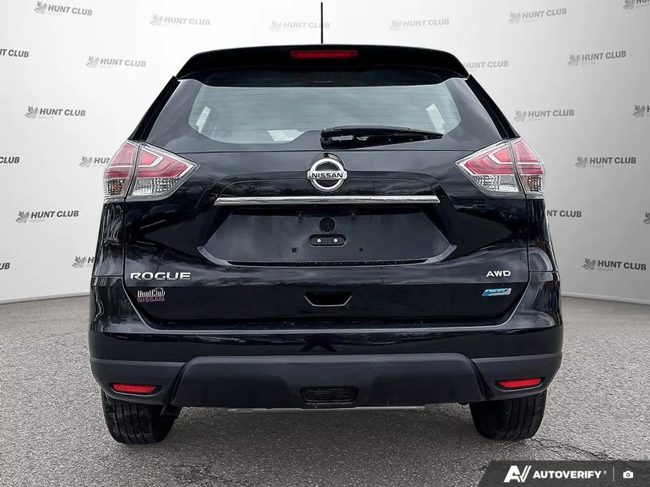 Nissan Rogue fotografie Nissan Rogue