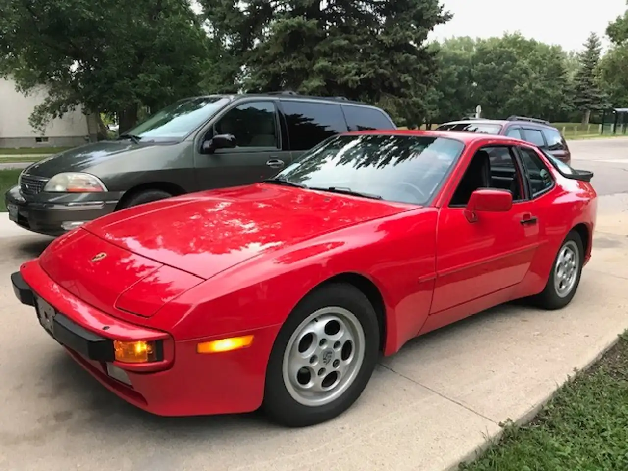 Porsche 944 снимка Porsche 944