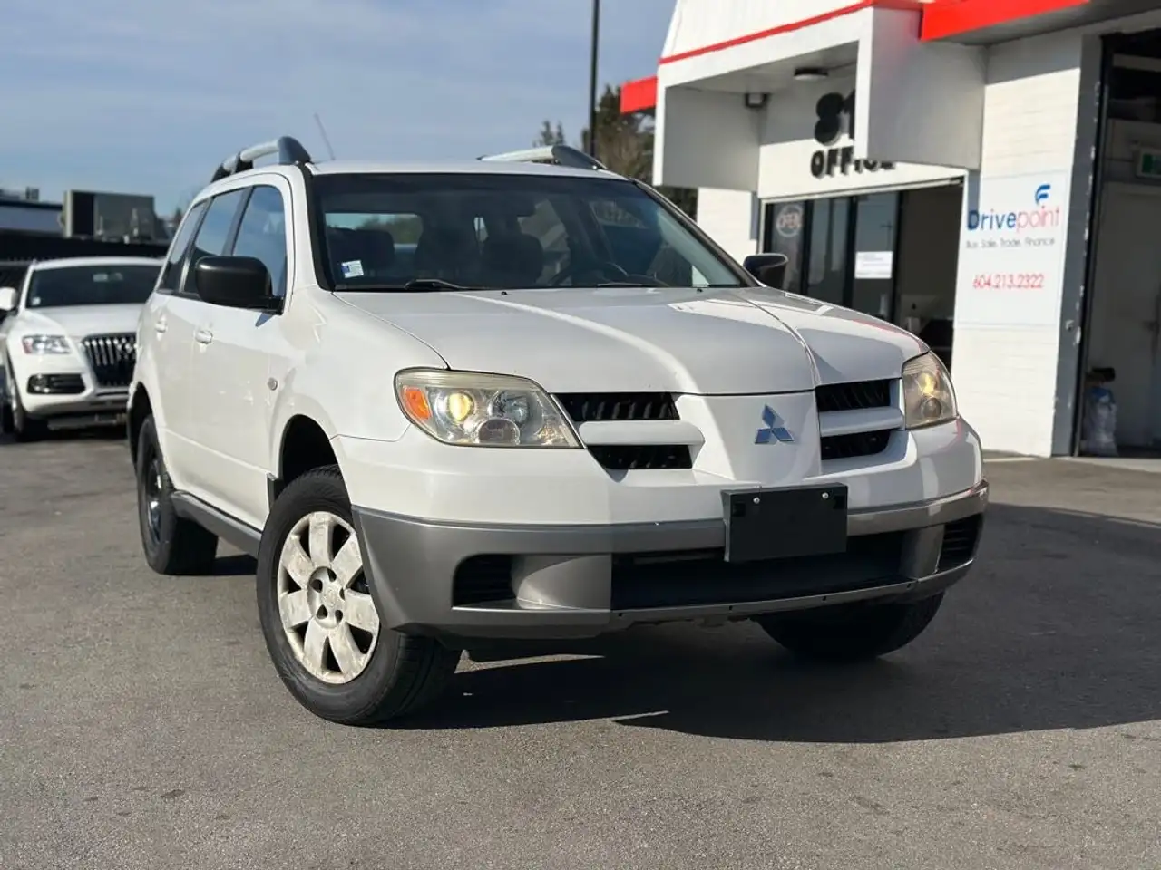 Mitsubishi Outlander снимка Mitsubishi Outlander
